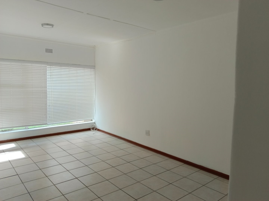 To Let 2 Bedroom Property for Rent in Riebeeckstad Free State